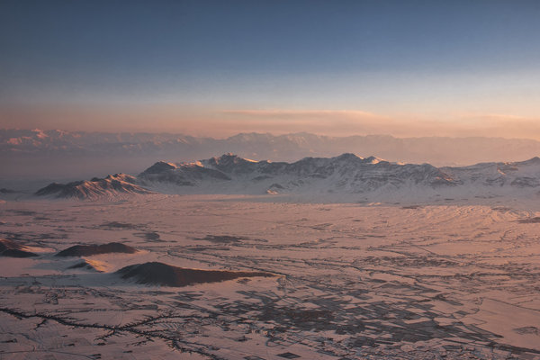 afghanistan-winter-landscape-canyons-aerial-sunrise-vanheijst.jpg 