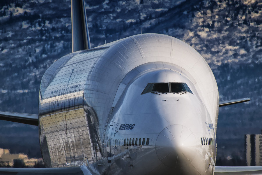 anchorage-alaska-boeing-747-front-dreamlifter-.jpg