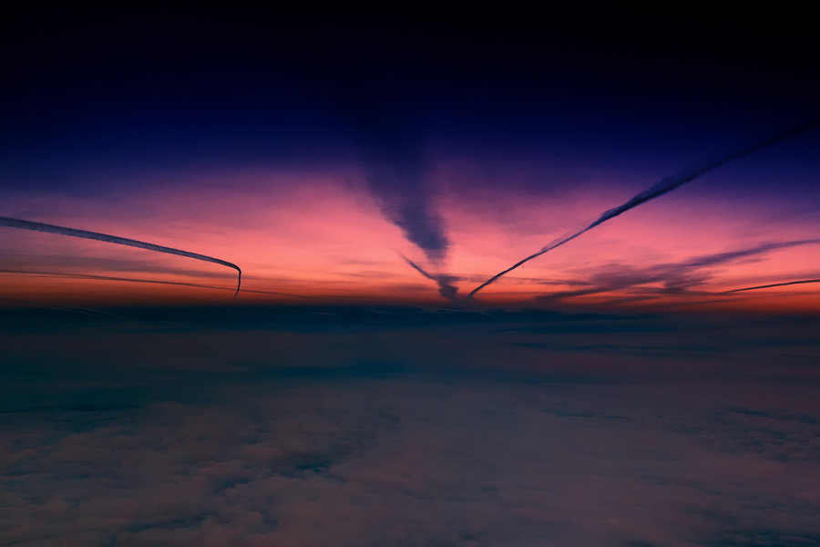 sunrise-contrails-airplane-stratus-purple-orange-vanheijst.jpg