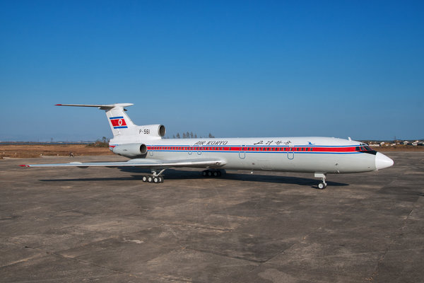 north-korea-air-koryo-tupolev-tu154-orang-apron.jpg 