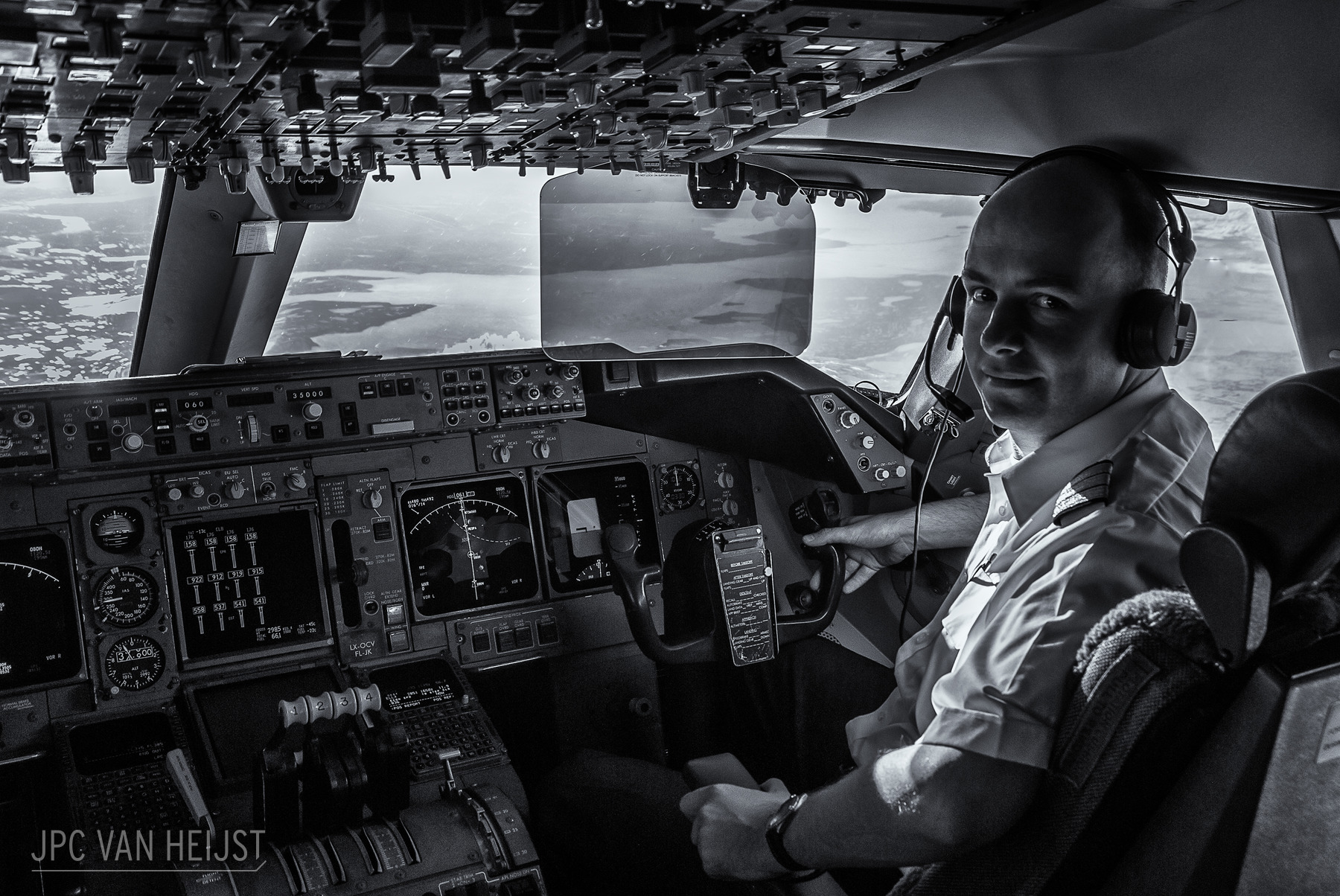 Jumpseat: The Brazilian Shuttle - FLYING Magazine