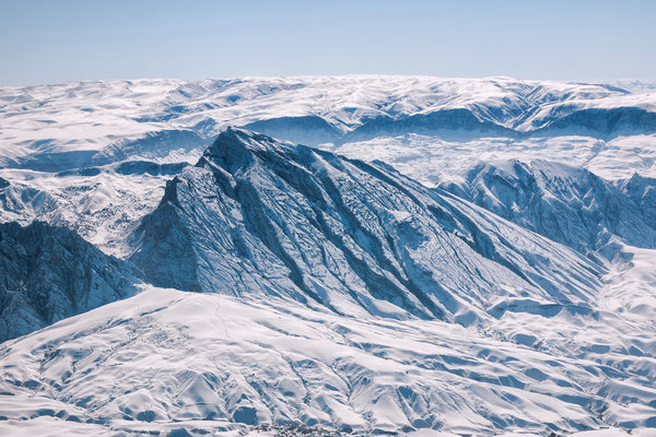 24 mazar-afghanistan-winter-rock-mountain-landscape-ice-snow-vanheijst.jpg 