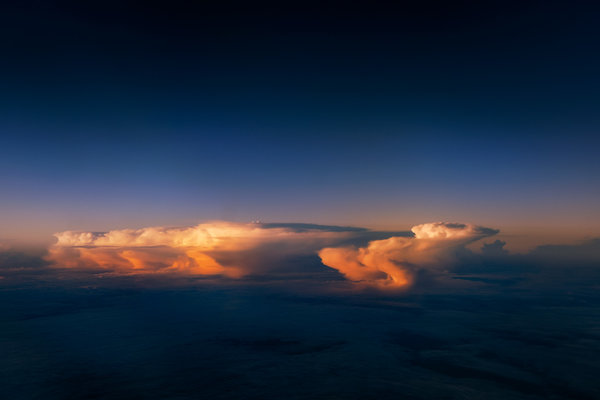 11-sunset-thunderstorm-cb-clouds.jpg 