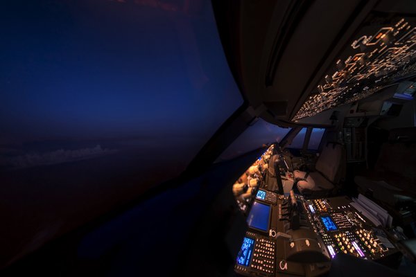 3.1-wide-sunset-flight-left-seat-cockpit_watermarked.jpg 