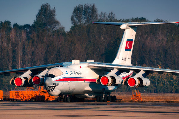 6-air-koryo-il76-pyongyang-airport.jpg 