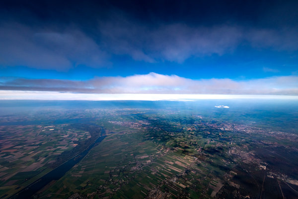 4-netherlands-nederland-zonlicht-wolken-landschap.jpg 