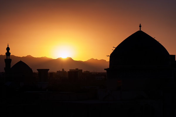 131-sunset-rooftops-mosque.jpg 