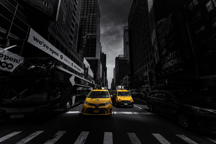 2.2-new-york-yellow-cab-taxi-bnw.jpg